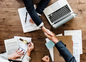 Audyt środowiskowy po outsourcingu — jak sprawdzić jakość usług